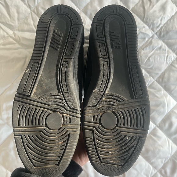 Black and Silver Nikes - Picture 4 of 6